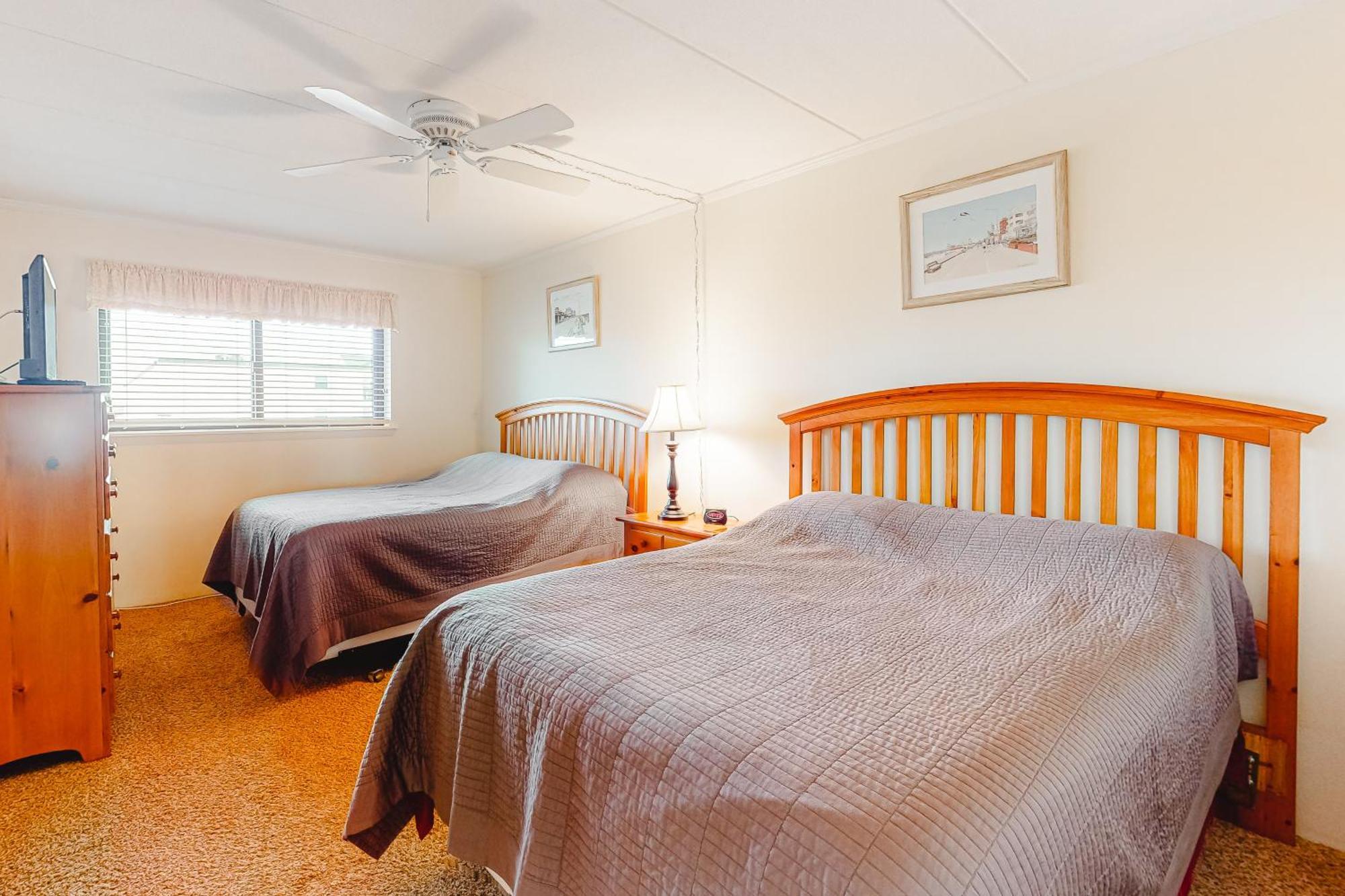 Constellation House Hotel Ocean City Room photo